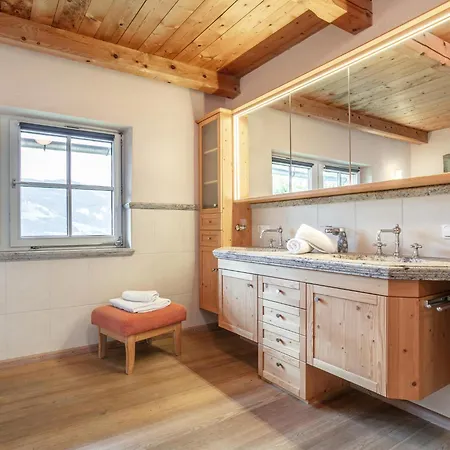 Holiday home Weberhaeusl Am Penningberg