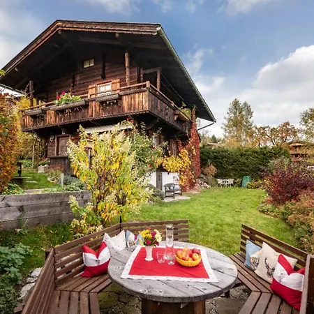 Weberhaeusl Am Penningberg * ホップフガルテン・イム・ブリクセンタール