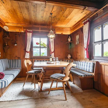 Weberhaeusl Am Penningberg Hopfgarten im Brixental