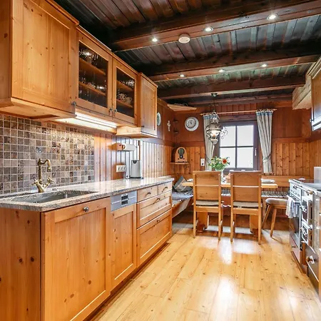 Nyaraló Weberhaeusl Am Penningberg Hopfgarten im Brixental