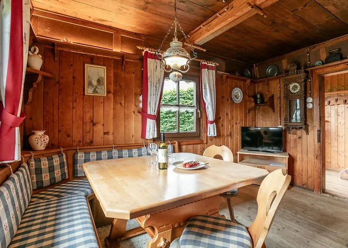 Weberhaeusl Am Penningberg הופגרטן אים בריקסנטל